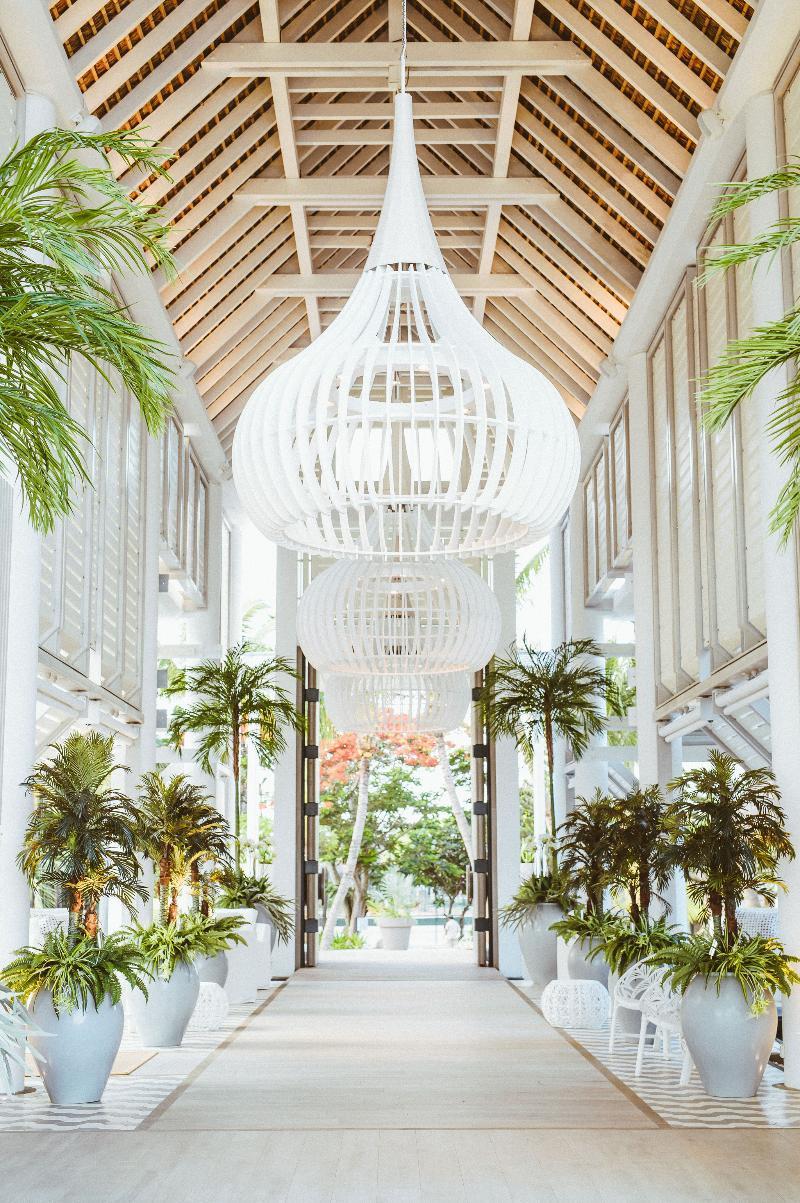 Lux* Grand Gaube Resort & Villas Esterno foto The interior of the hotel
